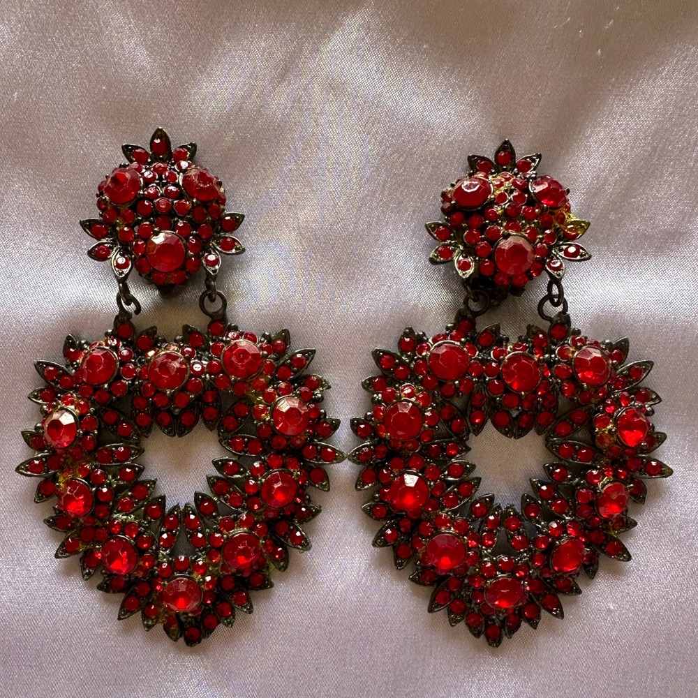 THELMA DEUTSCH EARRINGS: LARGE HEART RED STONES ENCRUSTED WITH RED RHINESTONES
